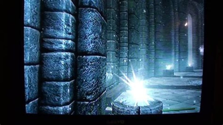 A dragon attacked Winterhold - how do I find Faralda?