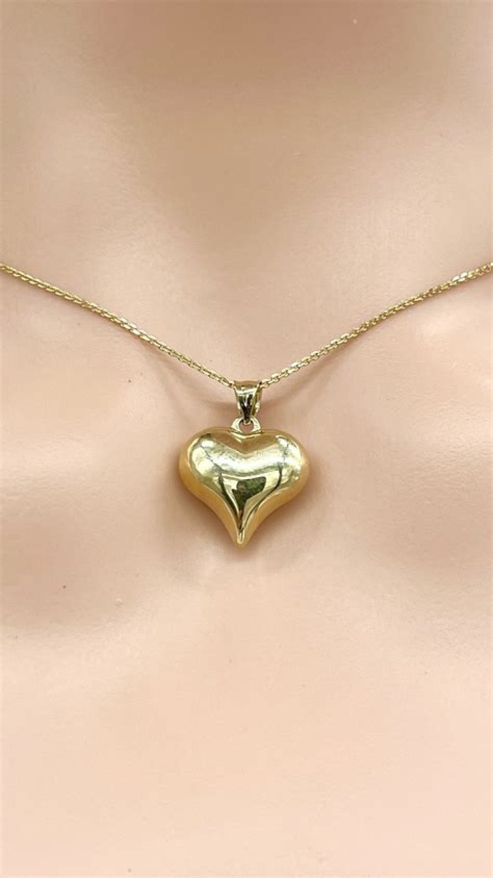 A HEART PENDANT