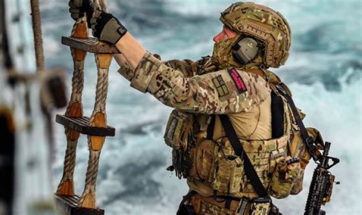 As the Commando, how can I effectively combat large groups of children?