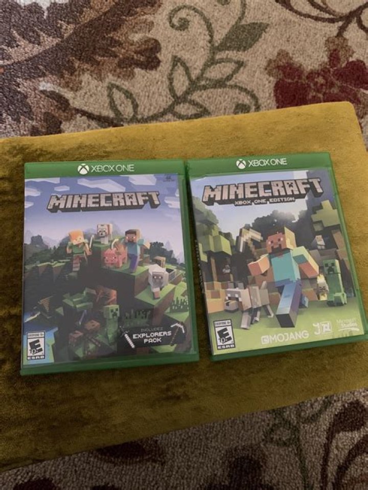 Can you play Minecraft for Xbox One without having Xbox Live?