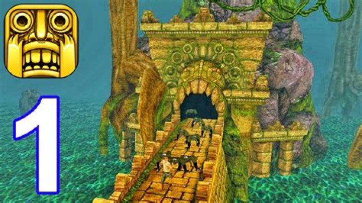 Do the different characters in Temple Run affect gameplay?