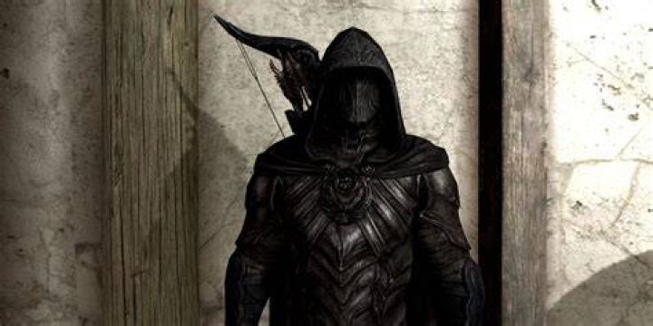 Does Nightingale armor scale as you level light armor?