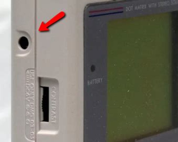 Gameboy DC jack