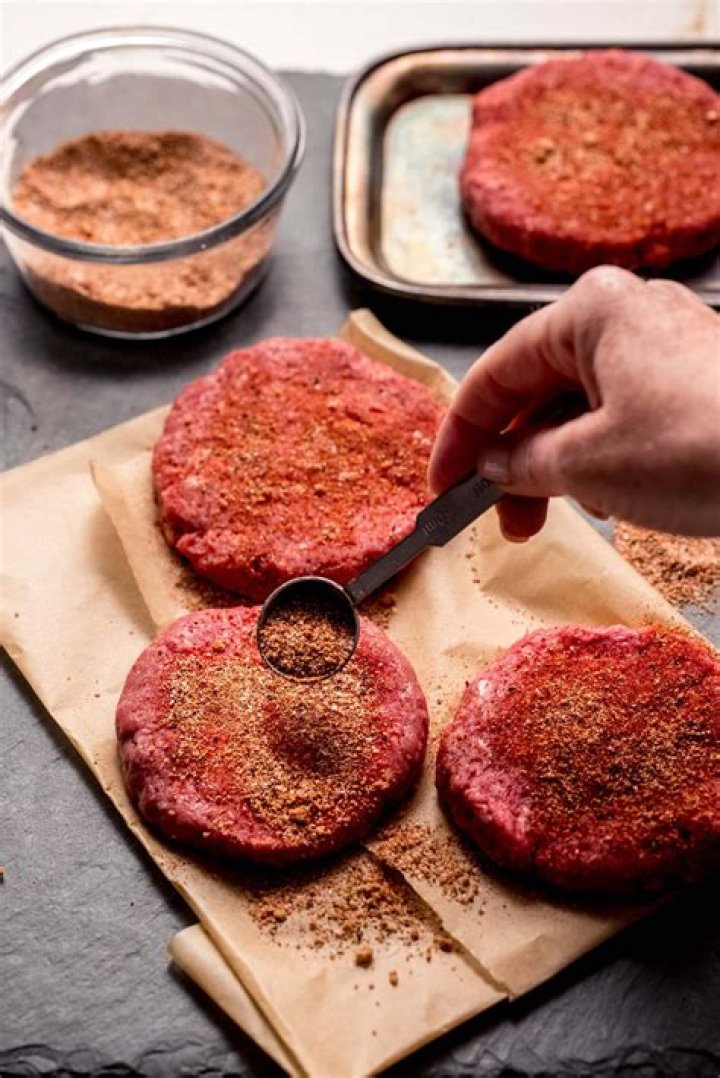How do you get seasoned flaky meat?