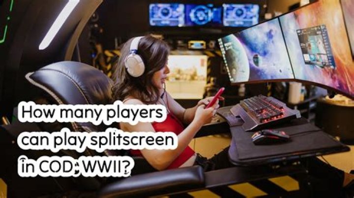 How many players can play splitscreen in COD: WWII?