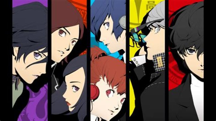 In what ways are the individual Persona games connected?