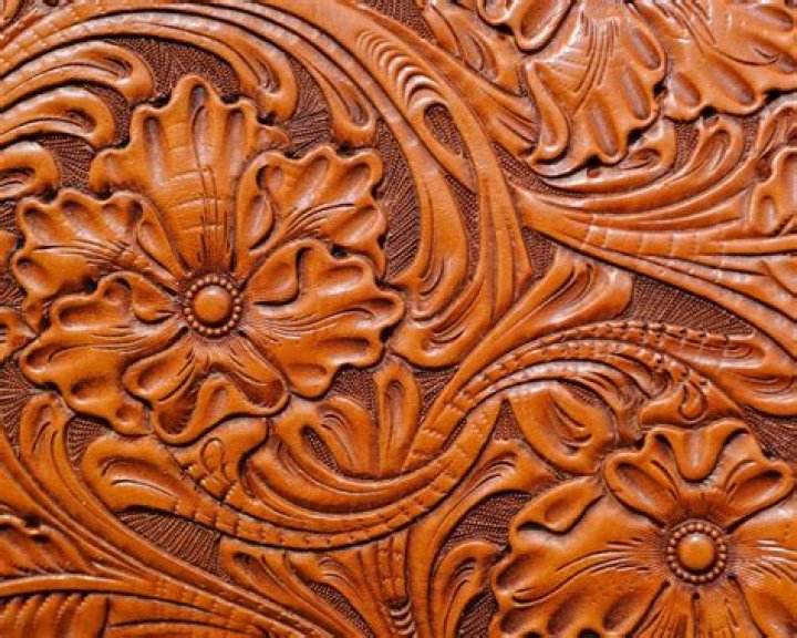 Is there a character level requirement for Leather work and Alchemy?