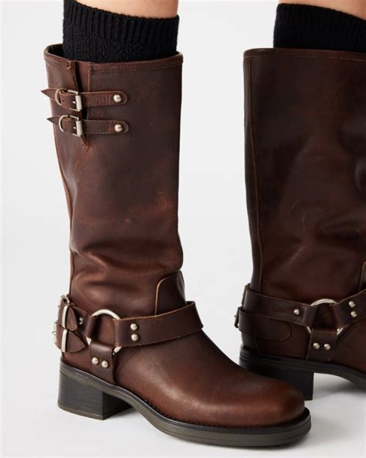 Simple Leather boots. Nothing special about them. Leather boots