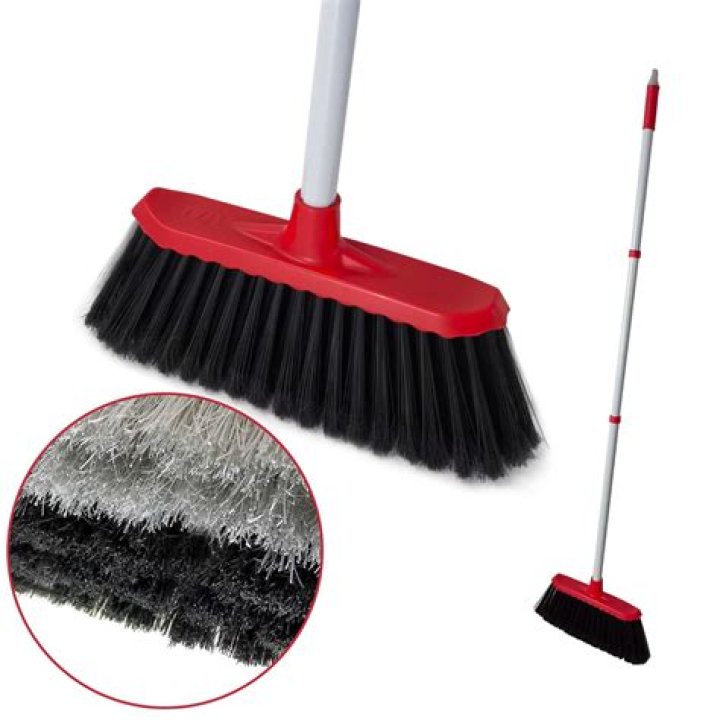Screenshot of broom