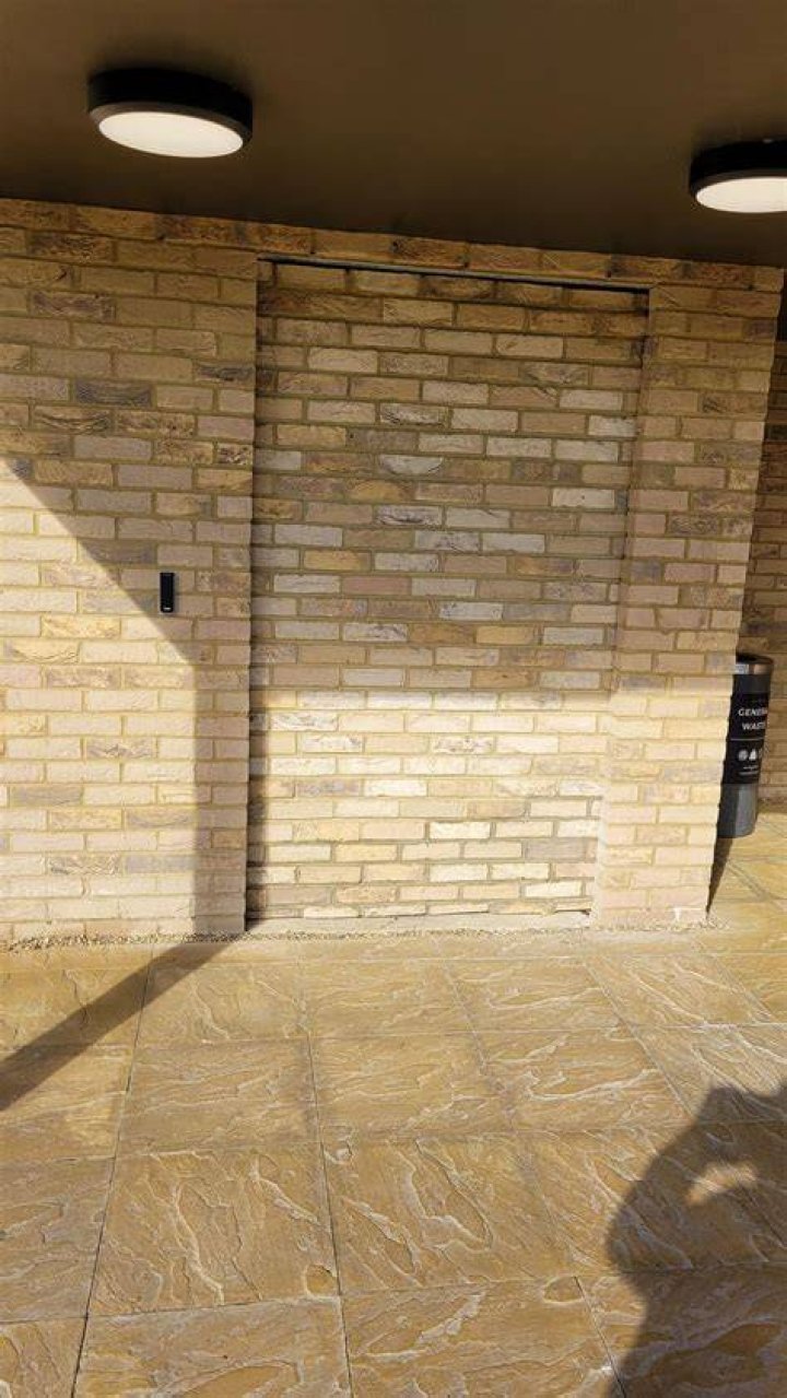 Secret entrance here