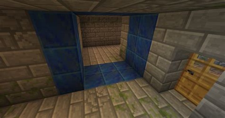 Short corridor of lapis blocks