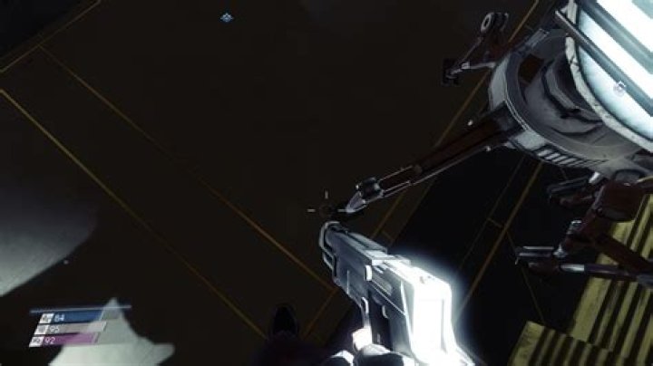 the bad eccessive glow around the pistol