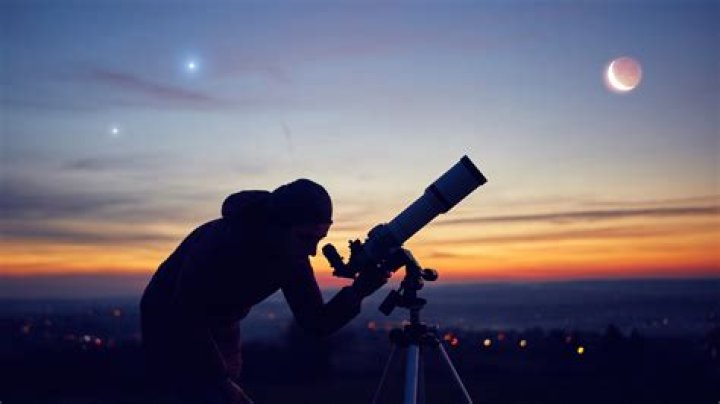 View through the telescope: Spaaaaace!