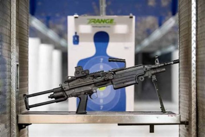 What's the advantage of the M249 over the Negev?