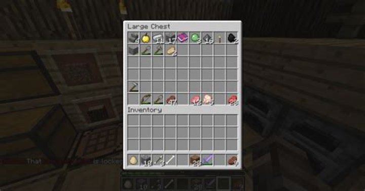 What Items do creepers destroy? [duplicate]