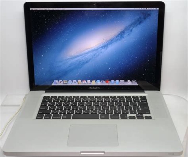 Will a MacBook from mid2010 run Portal 2 well? [closed]